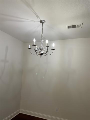 Building Photo - 453 Arbol