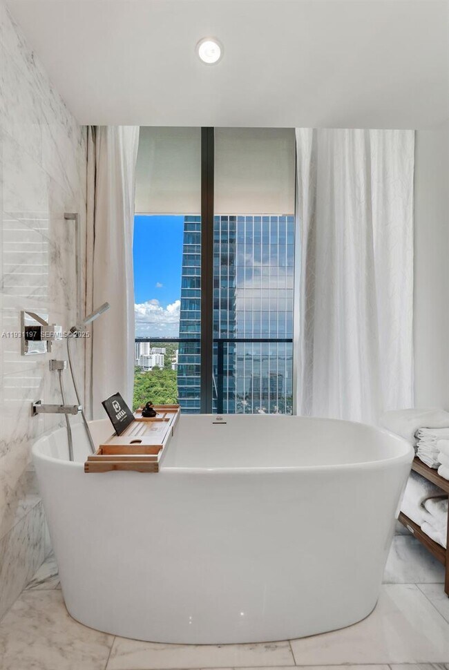 Building Photo - 1451 Brickell Ave