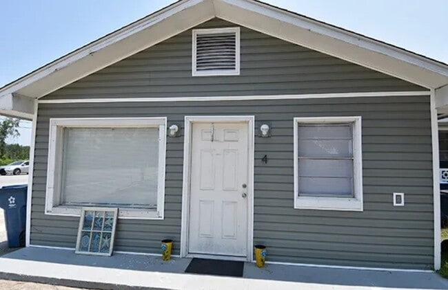 Building Photo - Cypress Place