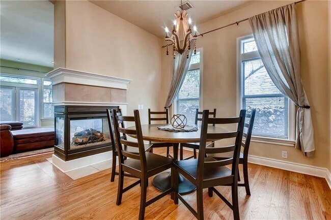 Building Photo - 306 E 34th St