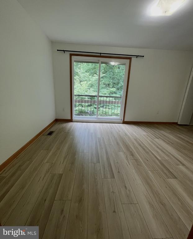 Building Photo - 5 Briardale Ct