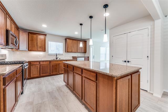 Building Photo - 7613 Heritage Dr