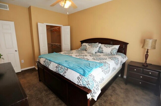 Building Photo - 1330 Old Spanish Trl