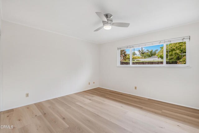 Building Photo - 2554 Bayshore Ave