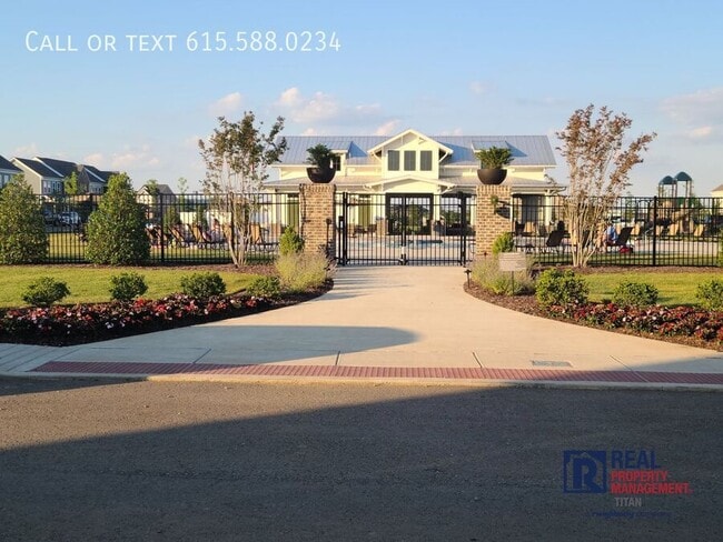 Building Photo - 1021 Ewell Farm Dr