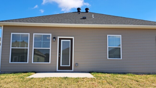 Building Photo - 2195 Skaggs Ct