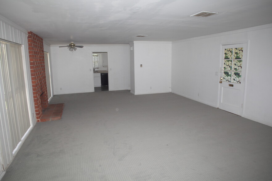 Building Photo - 22715 Sherman Way