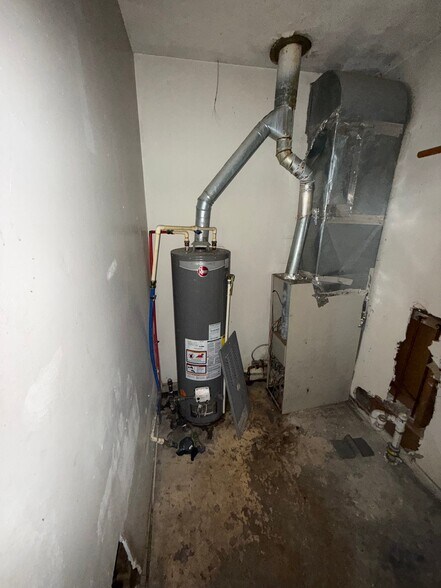 Building Photo - 3221 Burgess St