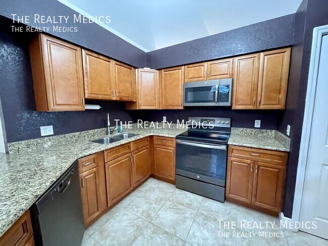 Building Photo - 7733 Fox Knoll Pl