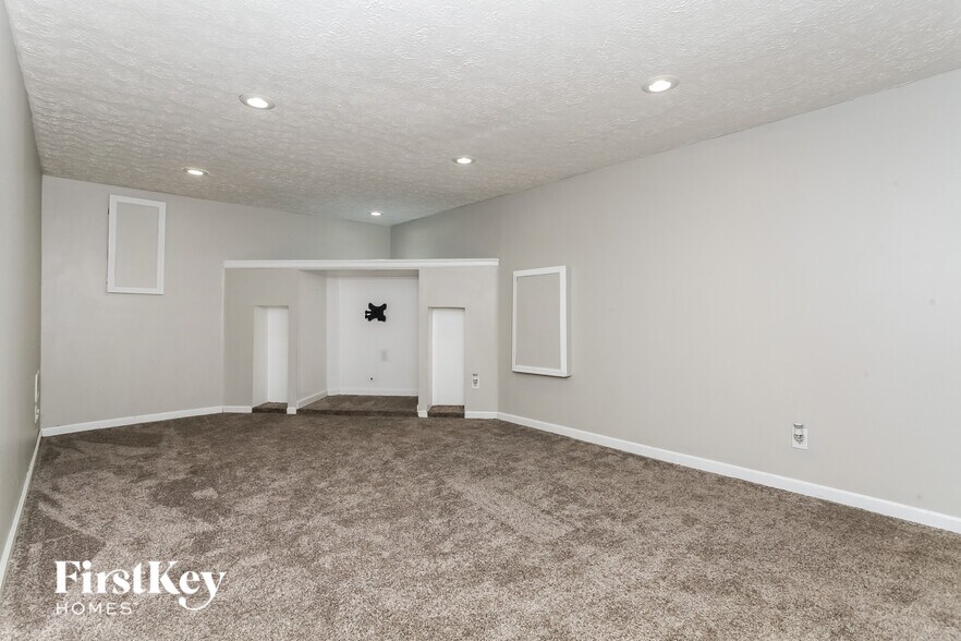 Building Photo - 5458 Concord Crossing Dr