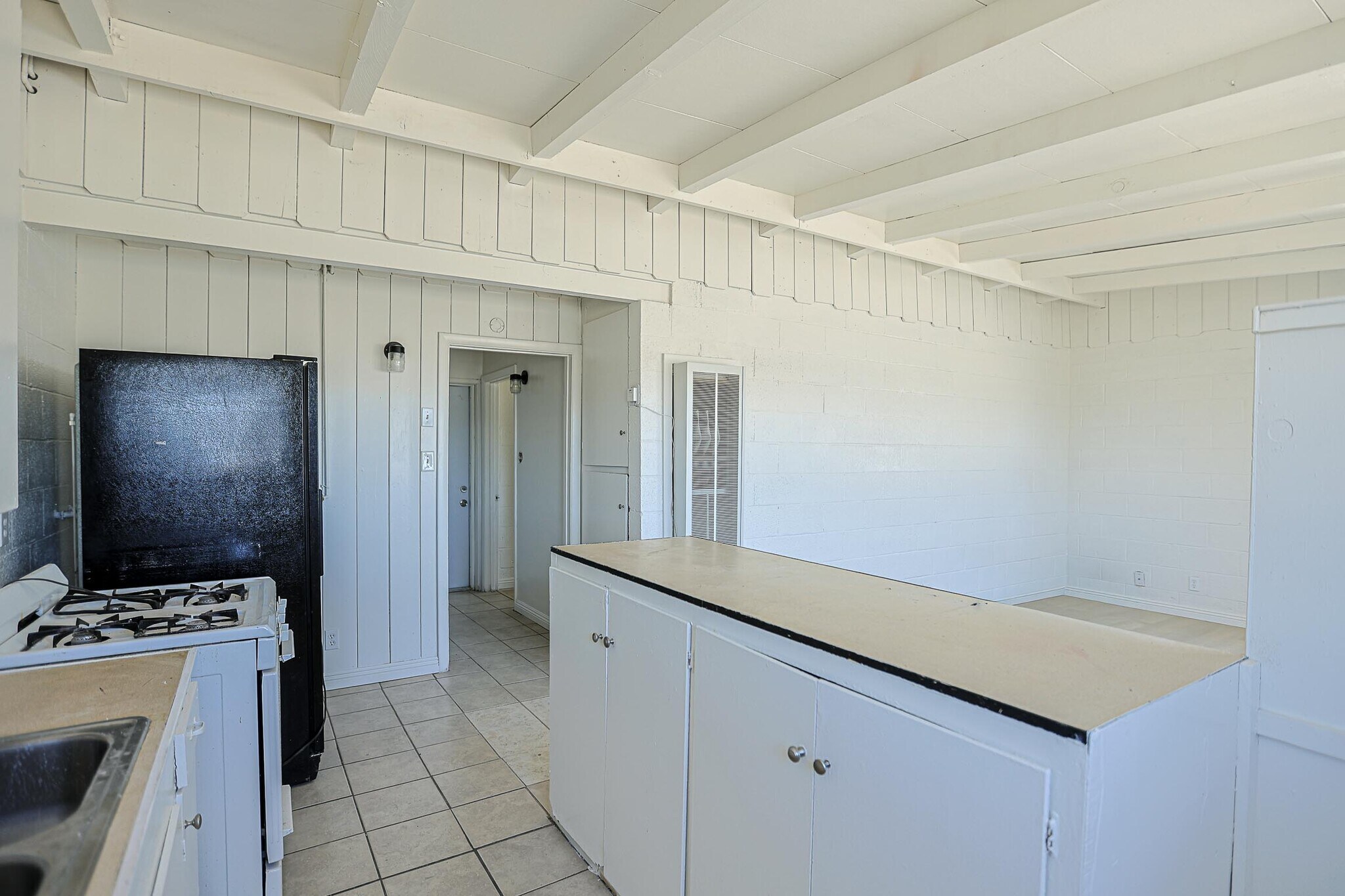 Building Photo - 11391 Lee Ave