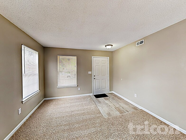 Building Photo - 5635 High Timber Ln