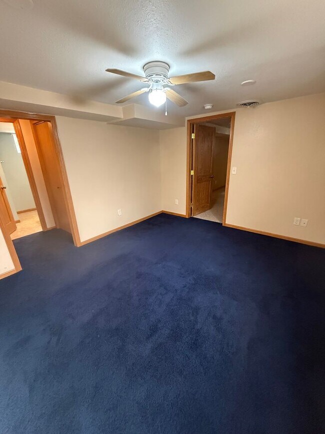 Building Photo - West Side 3 bedroom, 2 bathroom home for rent