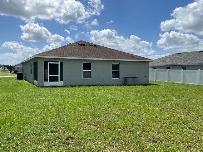 Building Photo - 5547 SE 91st Pl