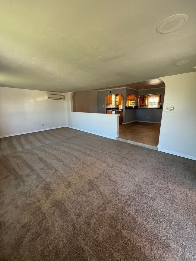 Building Photo - 3BD 2BA House in Kearny Mesa