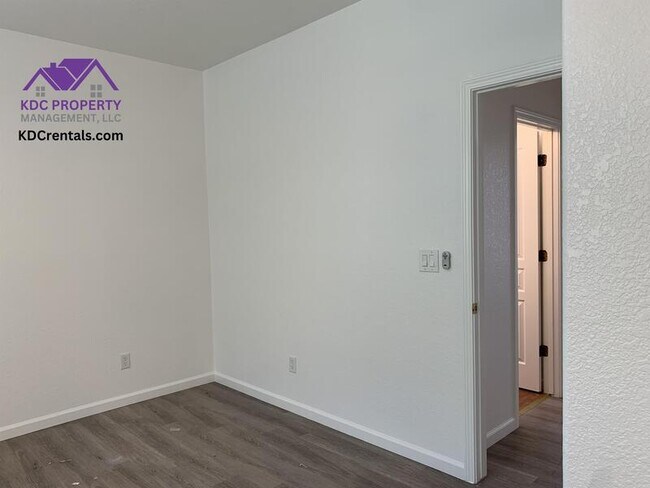 Building Photo - 1024 Westcreek Ln