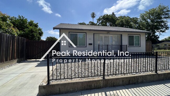 Building Photo - 3 br, 1 bath House - 4311 48th St