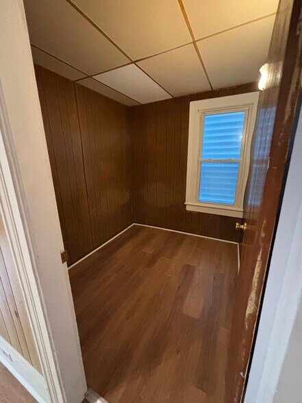 Building Photo - 140-142 Congress St