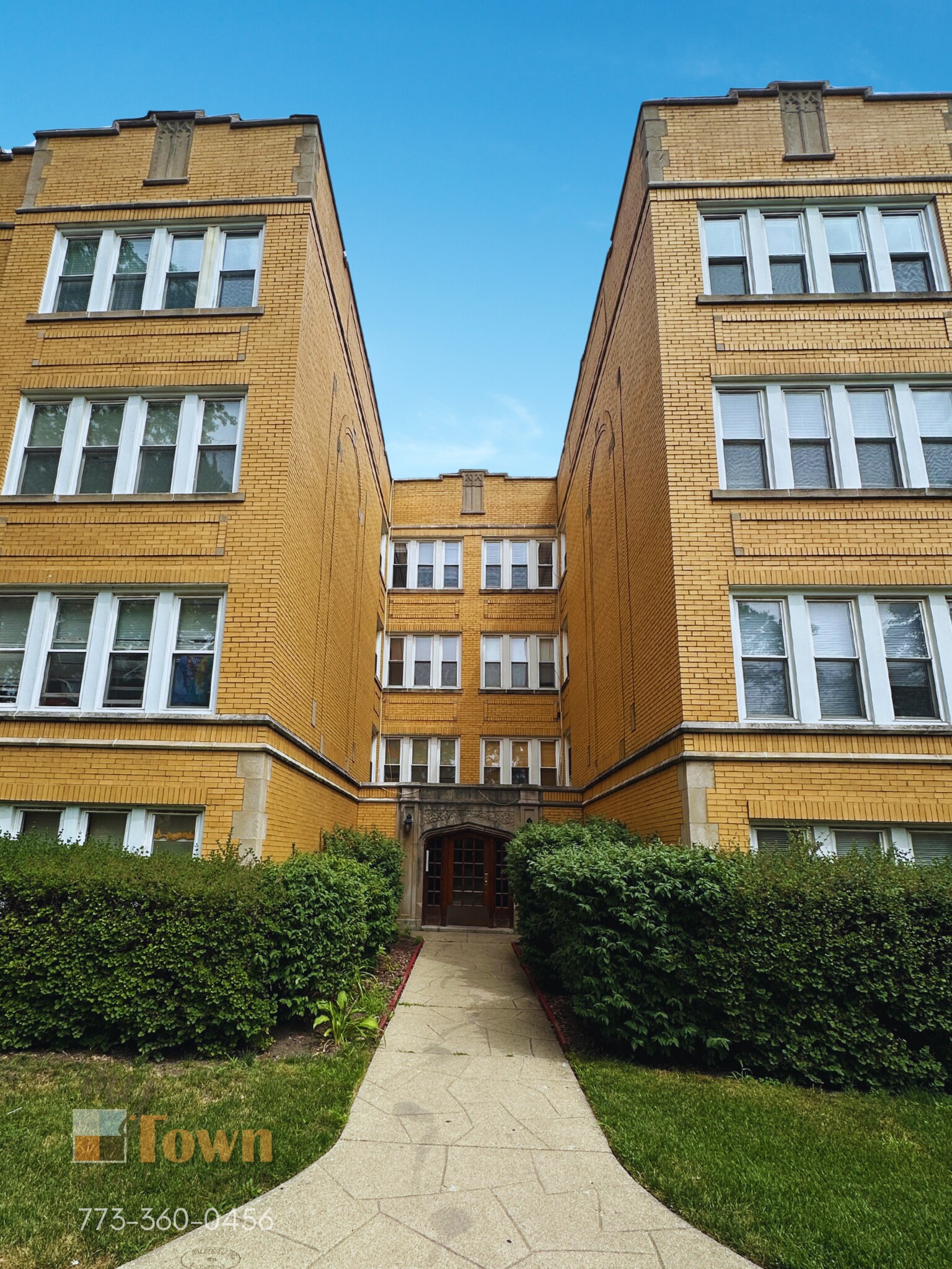 Building Photo - 6309 N Albany Ave