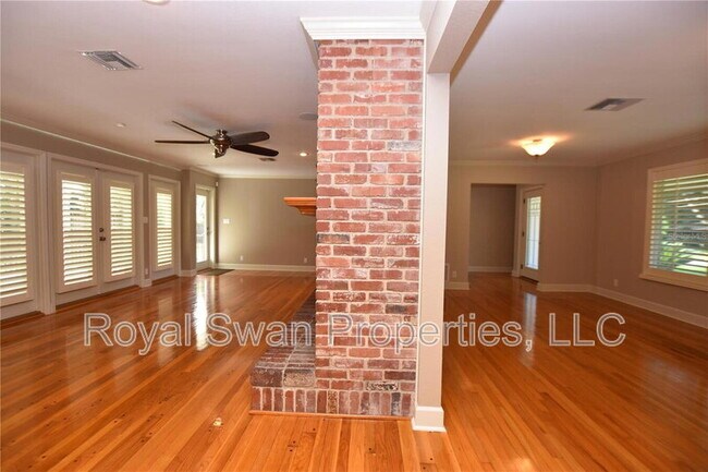 Building Photo - 2626 Nevada Rd