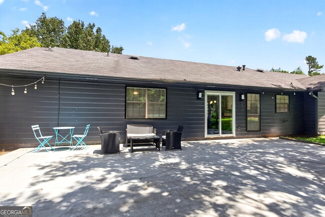 Building Photo - 11525 Matthews Trail