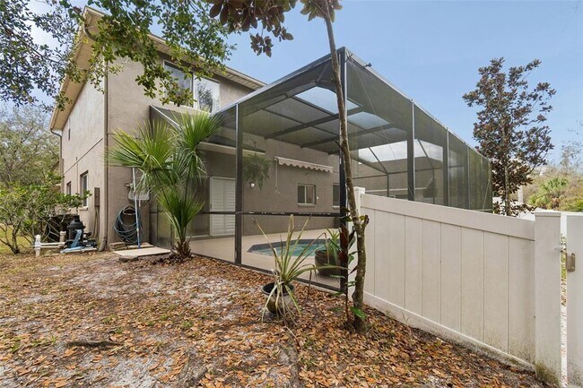 Building Photo - 18154 Sandy Pointe Dr