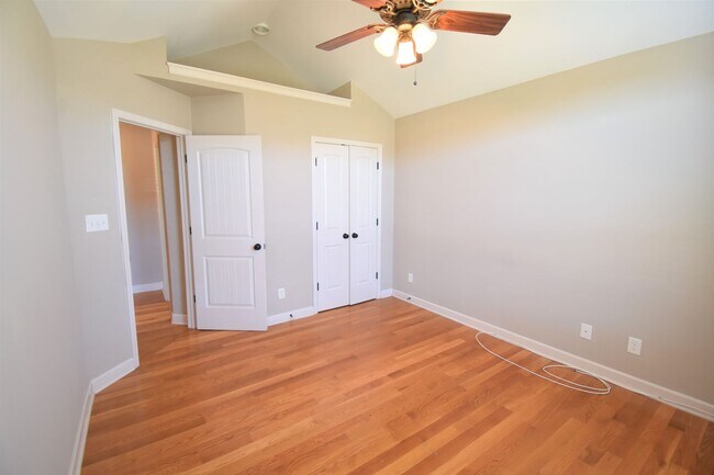 Building Photo - 3871 Glencorra Dr