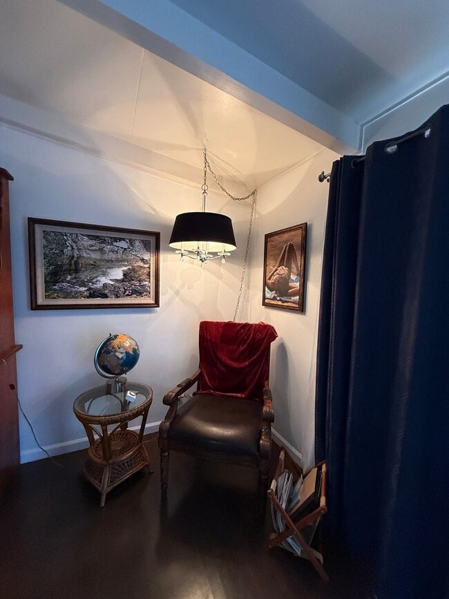 Building Photo - Stunning Fully Furnished 3 Bed-3 Bath Home with Den - Over 2300 Sq Ft.