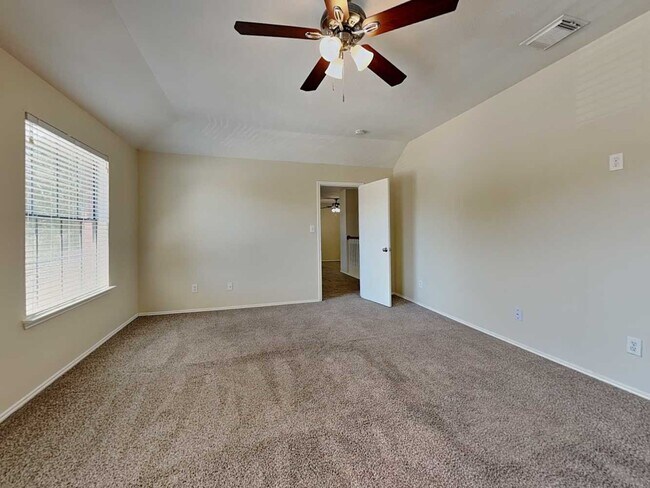 Building Photo - 9206 Rosewell Ct