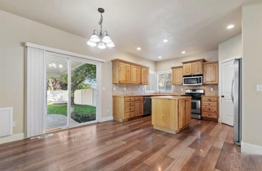 Building Photo - 5073 N Dove Ridge Pl