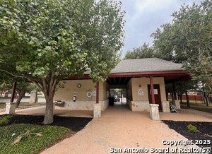 Building Photo - 10352 Bobcat Bluff