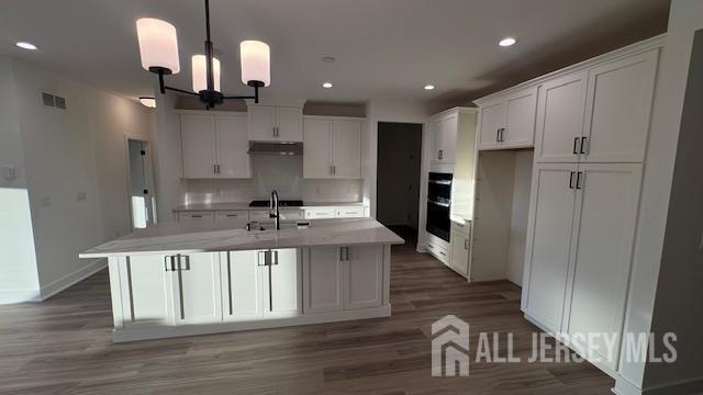 Building Photo - 85 Mustang Dr