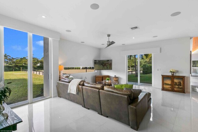 Building Photo - 14484 Belmont Trce