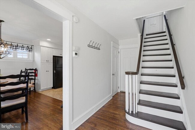 Building Photo - 1637 Locust St