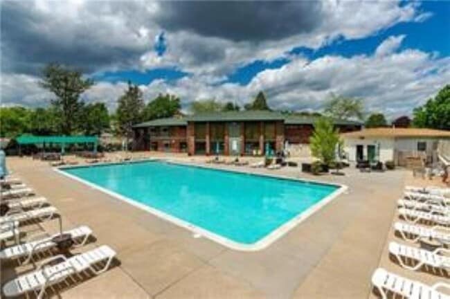 Building Photo - 144 Edaville Ct