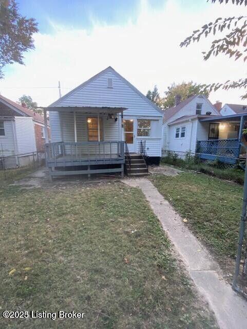 Building Photo - 831 W Whitney Ave