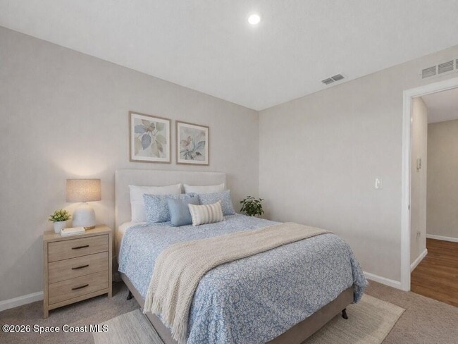 Building Photo - 301 Haines Rd SW