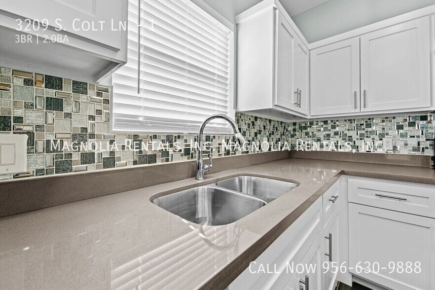 Building Photo - 3209 S Colt Ln