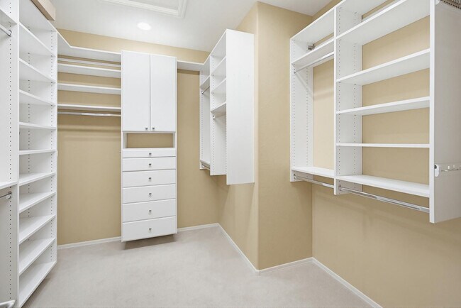 Building Photo - 1788 W Dion Dr
