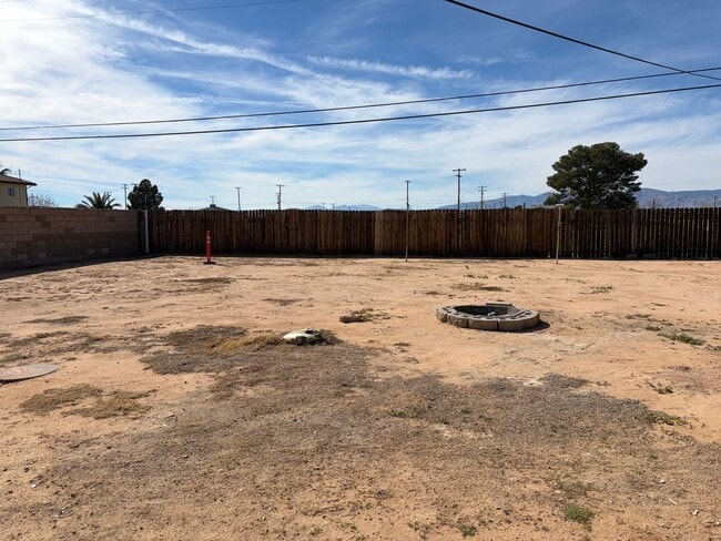 Building Photo - Beautiful 3 Bedroom/2 Bathroom Home for Rent/ $1800 Rent & $1800 Security Deposit