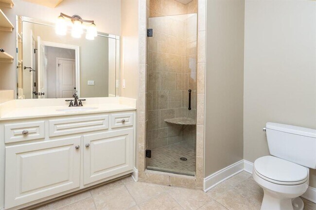 Building Photo - 6597 Heronswood Cove