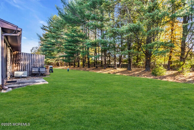 Building Photo - 438 Oak Knoll Dr