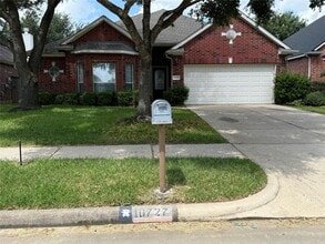 Building Photo - 10727 Gilford Crest Dr
