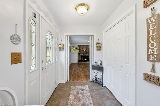 Building Photo - 182 Woodburn Pl