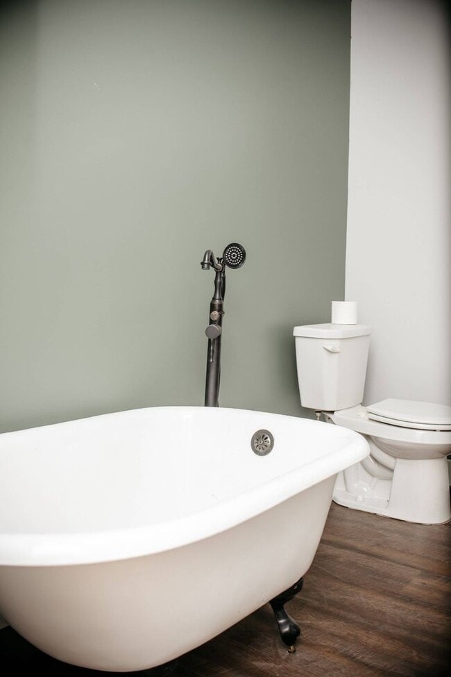 Building Photo - 130 N Grant St