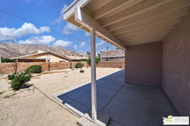 Building Photo - 51311 Avenida Velasco