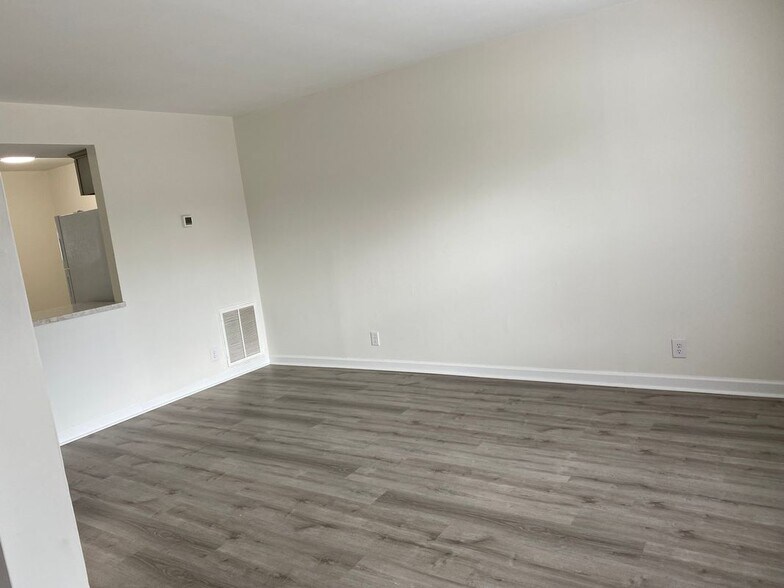 Building Photo - 6301 Timberline St