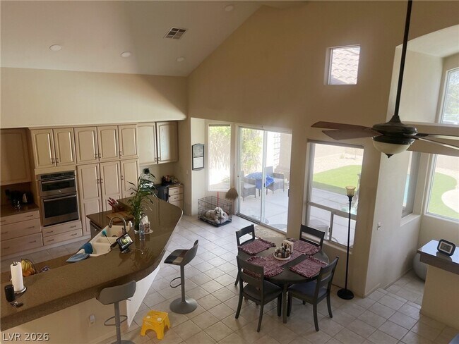 Building Photo - 1824 Dolce Dr