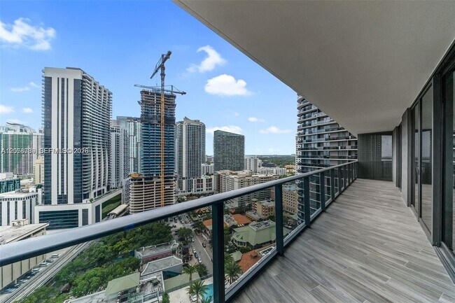 Building Photo - 801 S Miami Ave