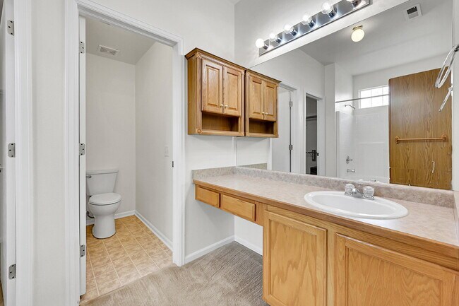 Building Photo - $2,100.00 - 3 Beds, 2 Baths, Single Family...